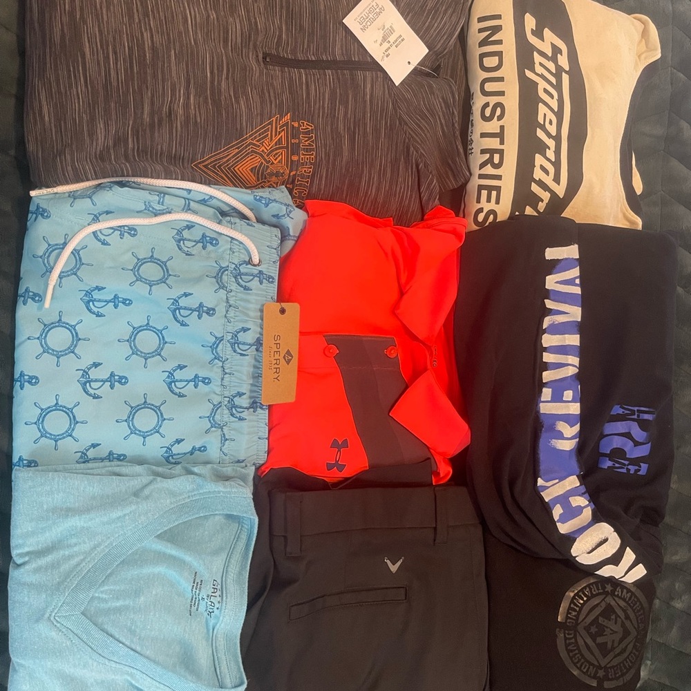 Lots of men’s xl clothing